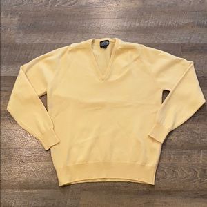 Land’s End Lambswool Men’s V Neck Sweater Sz L.